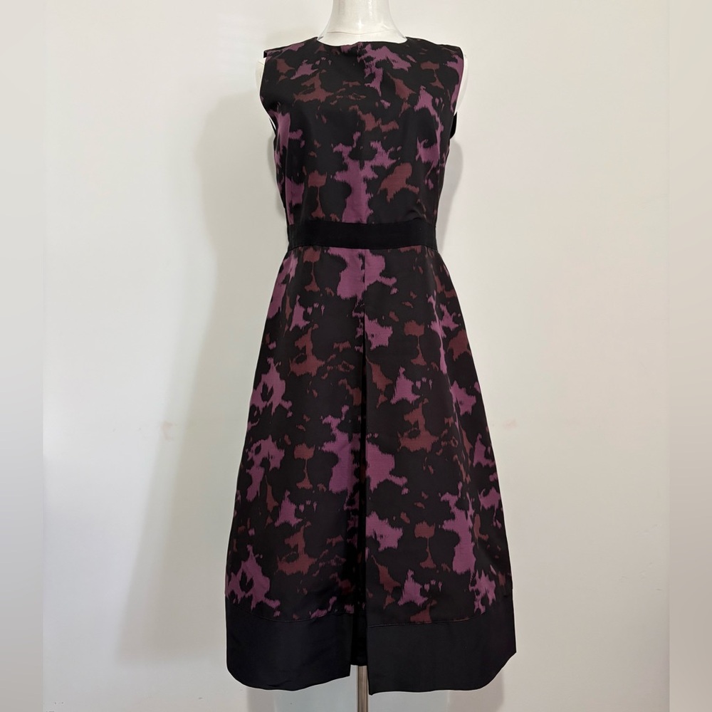 BURBERRY,  Black and Plum Sleeveless A-Line Midi Dress with Pockets, Size 6, NWT